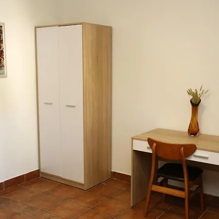 Millenium Тирана